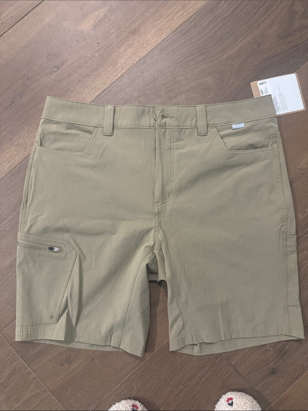 Simms Men's Tan Cargo Shorts